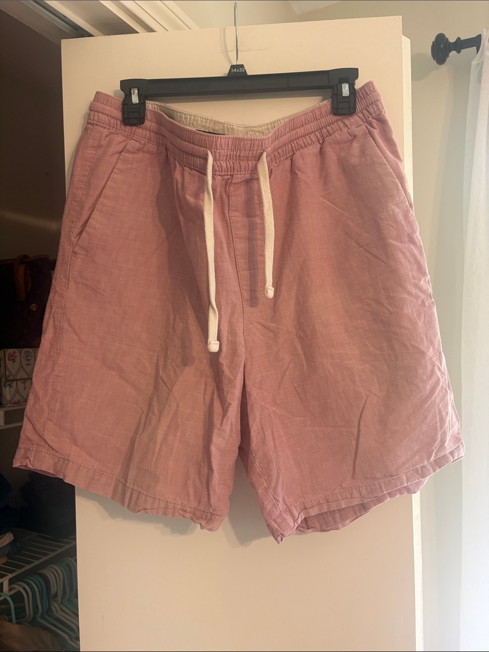 Men’s Banana Republic Dusty Pink Drawstring Linen-Blend Athletic Shorts